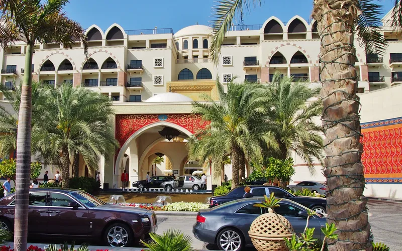 Jumeirah Zabeel Saray hotel entrance facade and forecourt, 2013